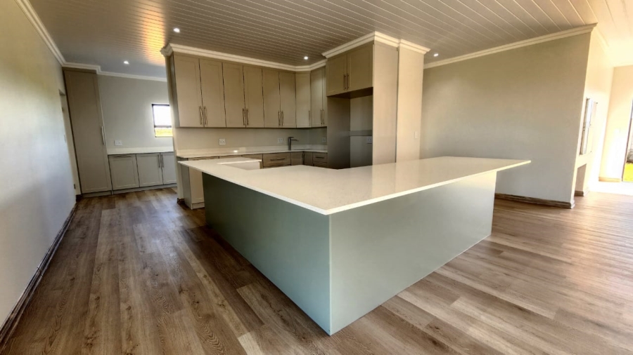3 Bedroom Property for Sale in Stilbaai Wes Western Cape